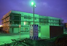 Greenlight de BauWatch : la nouvelle tour de vidéosurveillance intelligente pour la sécurité des chantiers